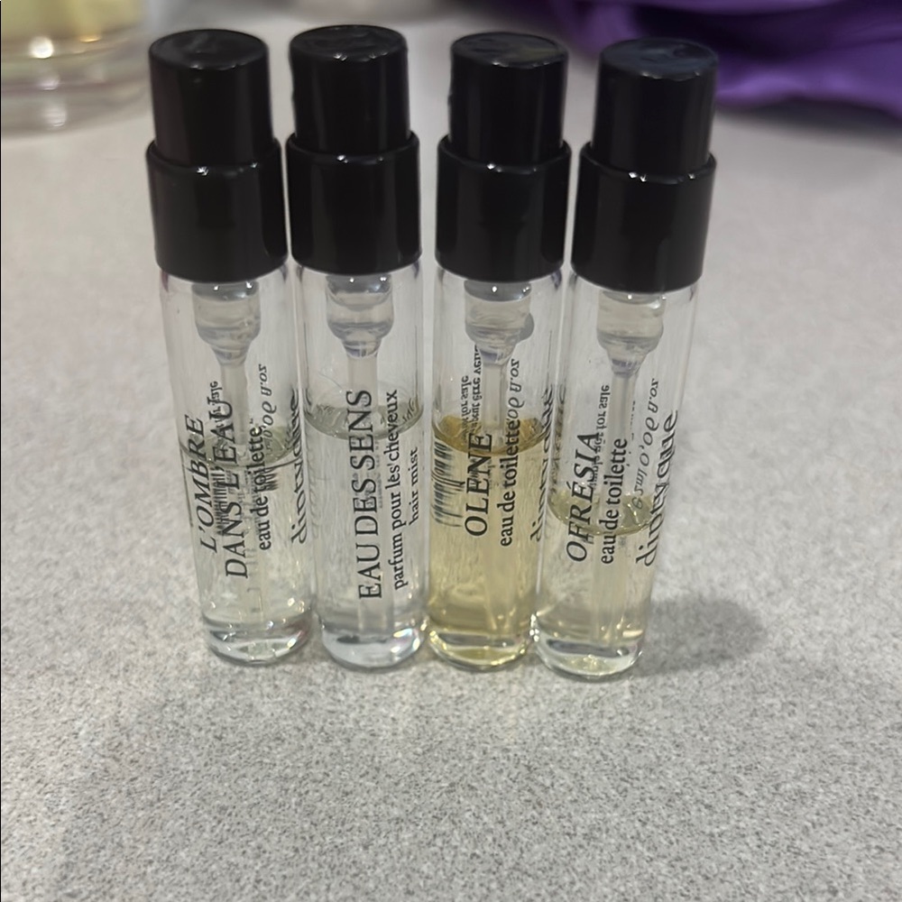 Diptyque sample Set as shown